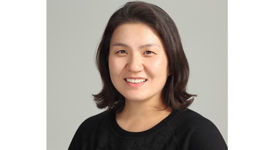 Jee-Young Park